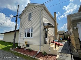 6 E Hemlock St, Tresckow, PA 18254