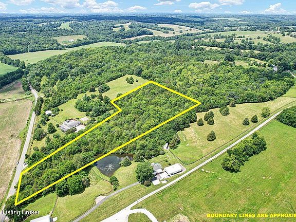5th image of 2 Plum Creek Rd