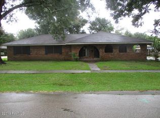 307 Thomas Nolan Dr, Lafayette, LA 70508