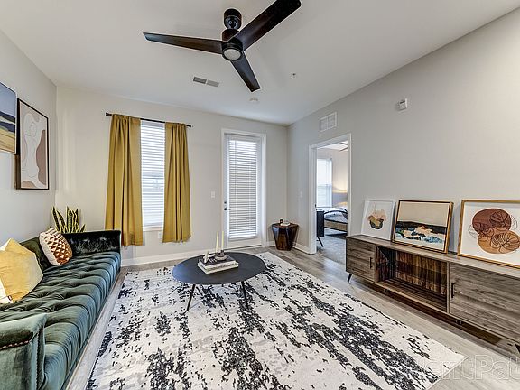 4th image of 1100 Saint Peters Centre Blvd #2421