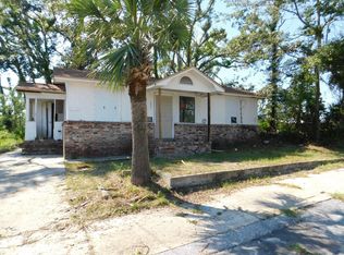 1221 Palo Alto Ave N, Panama City, FL 32401