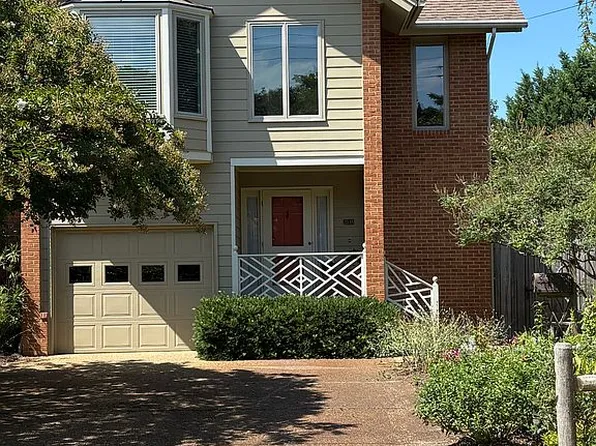 203 78th St #B, Virginia Beach, VA 23451