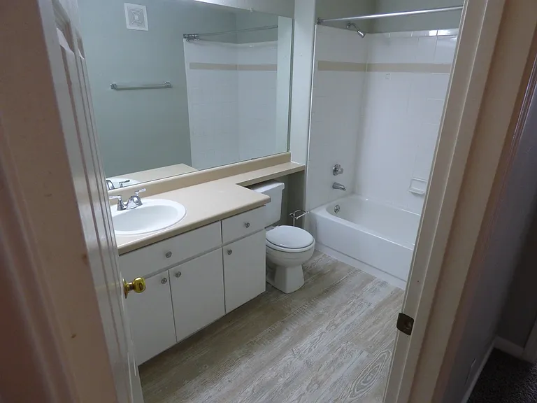 1641 W Canal Cir #725 — Photo 10