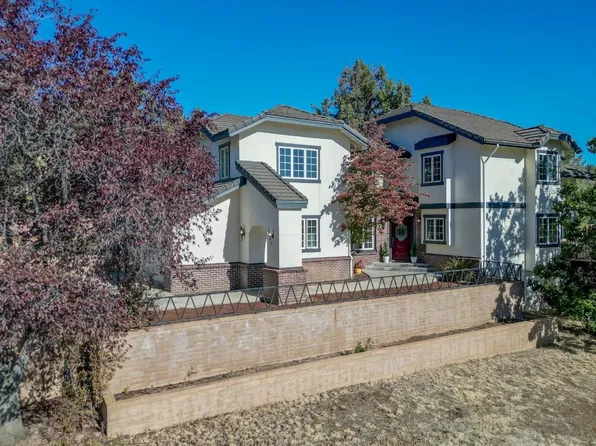 852 Montague Rd, Yreka, CA 96097