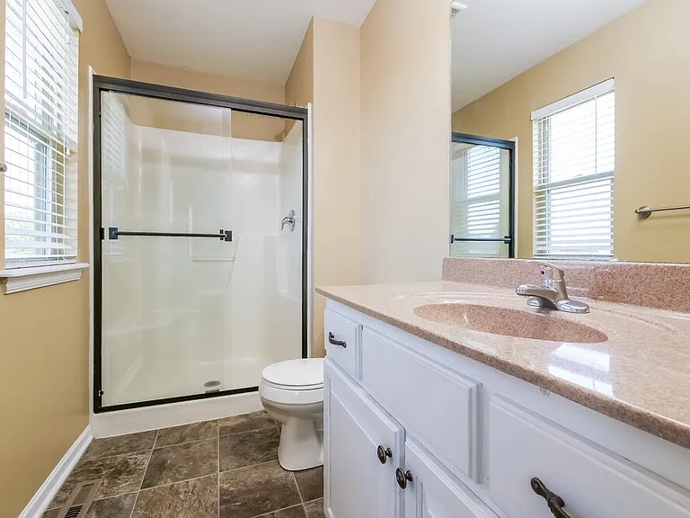 704 Fall Creek Cir — Photo 12