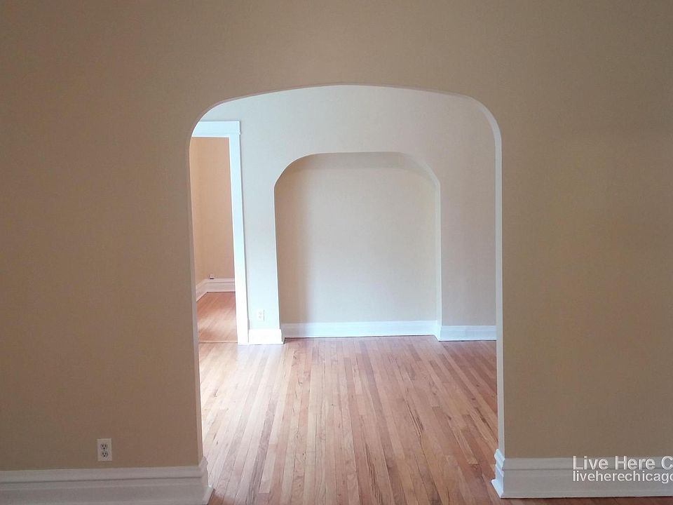 1st image of 4648 N Leavitt St #1S