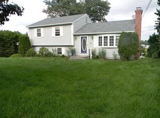 30 Crestview Dr, West Springfield, MA 01089