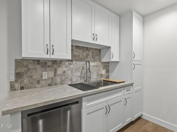 1246 Patricia Ave Unit 21, Simi Valley, CA 93065