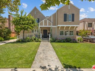 214 S McCarty Dr, Beverly Hills, CA 90212