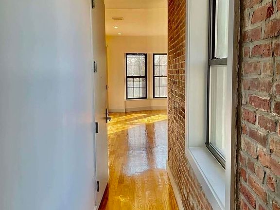 4th image of 101 Quincy St #1RX