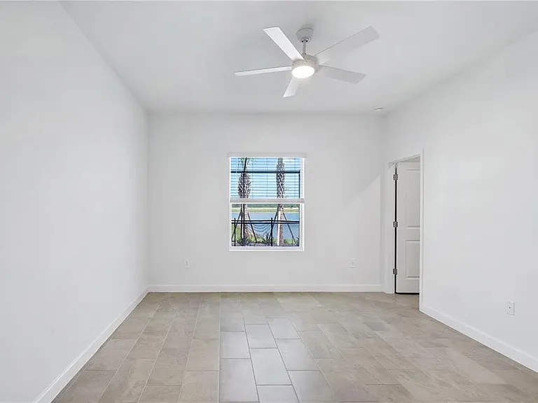 14735 Bluewater Rd — Photo 17