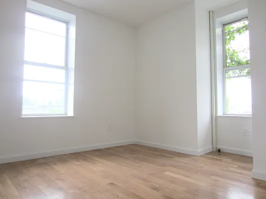 Rented by Bold New York | media 3