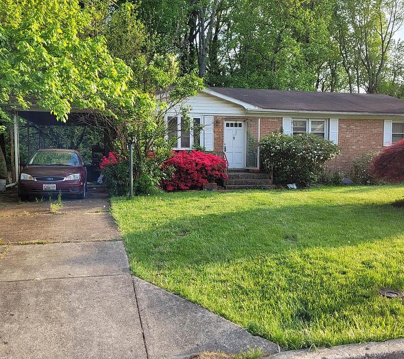 2nd image of 5902 Middleton Ct