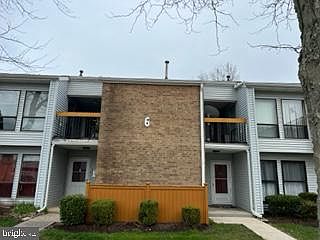 1st image of 6 N Dennison Dr