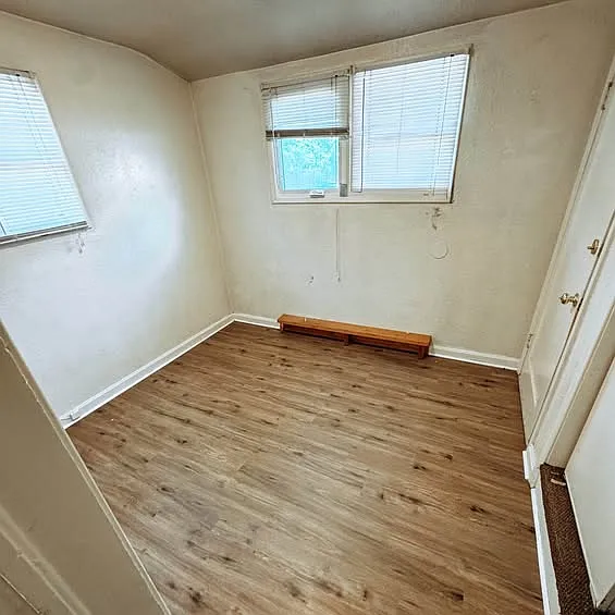 2 bed, 900 sqft, $1,699 — Photo 4