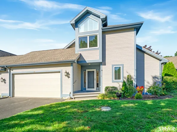 18 Elizabeth Court, Stonington, CT 06355
