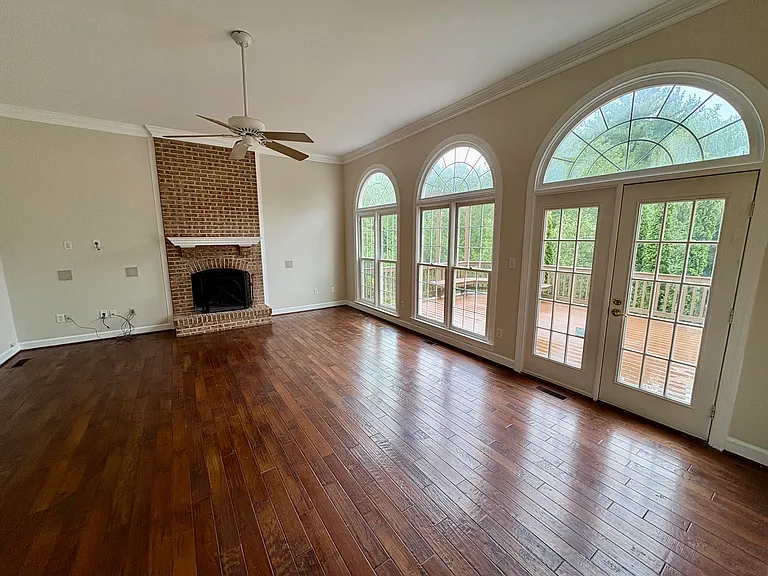 1151 Fieldview Dr — Photo 16