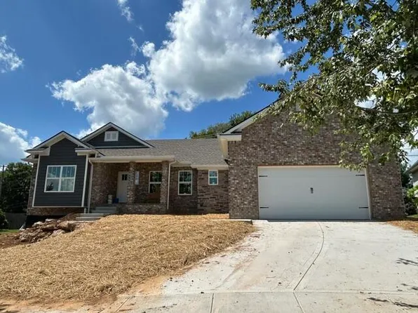 590 Adena Trce, Versailles, KY 40383