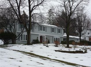 3 Woods End, Pittsford, NY 14534