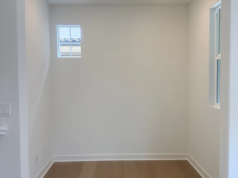 2713 Faye Dr — Photo 8