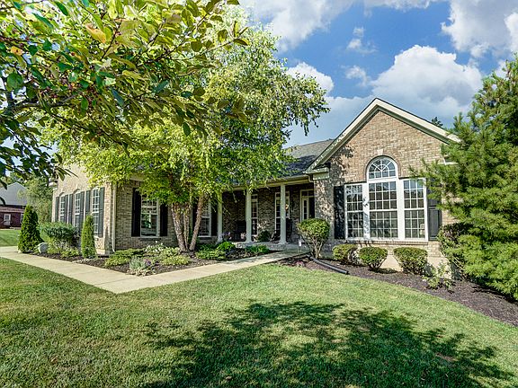 4th image of 7075 Airy View Dr