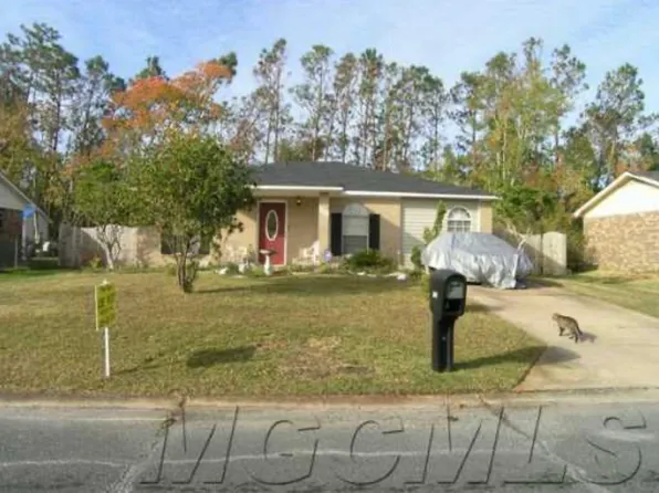 3007 W Park Dr, Gautier, MS 39553