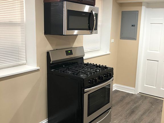 2nd image of 2100 S 51st Ave #4