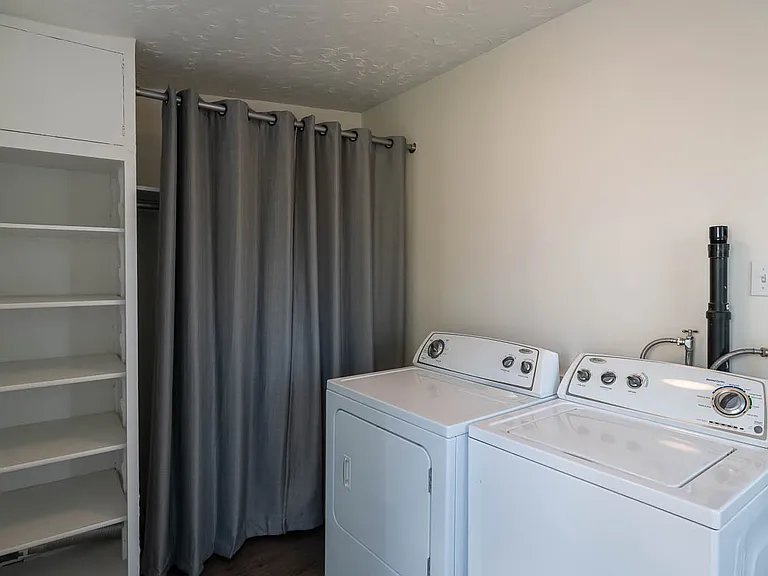 1783 S 1100 E — Photo 7