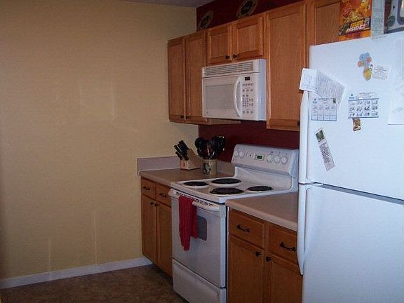 4th image of 154 Sydney Woods Dr #26