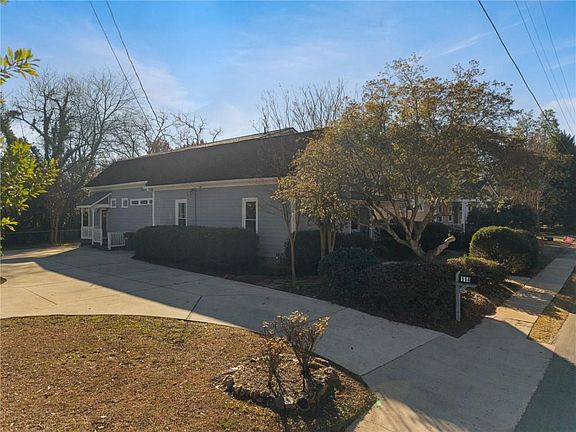 4th image of 114 Cleveland St