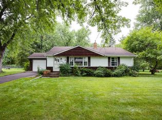 7560 Stillwater Way N, Oakdale, MN 55128