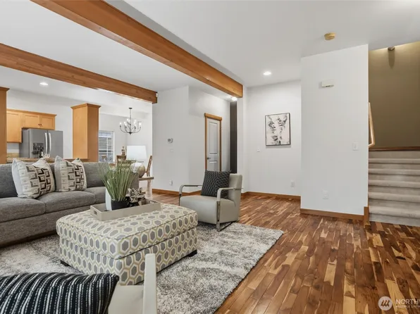 6604 198th Place SW, Lynnwood, WA 98036