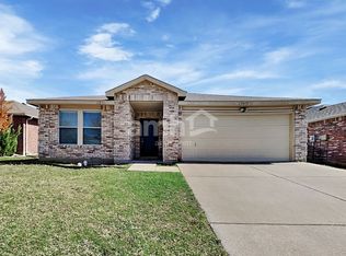 16112 Blanco Ln, Justin, TX 76247