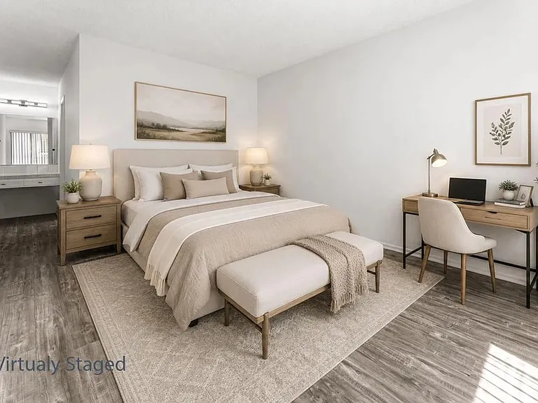 11946 Montana Ave #302 — Photo 3