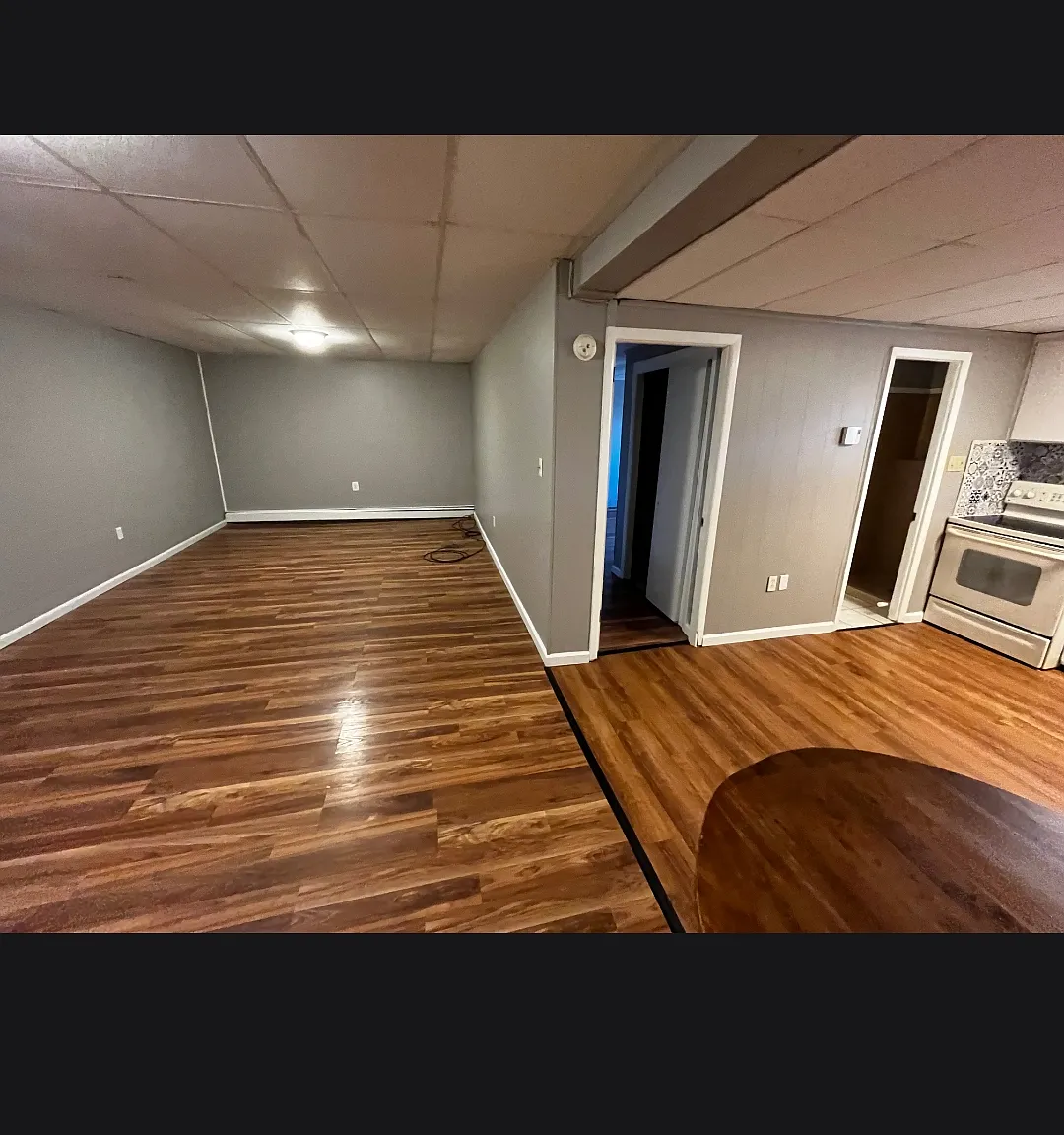 1 bed, 800 sqft, $1,100 — Photo 3
