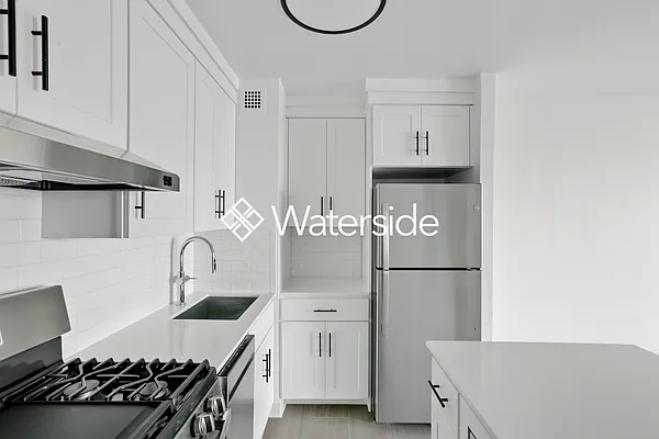 Rented by Brookfield (Funnel) | media 9