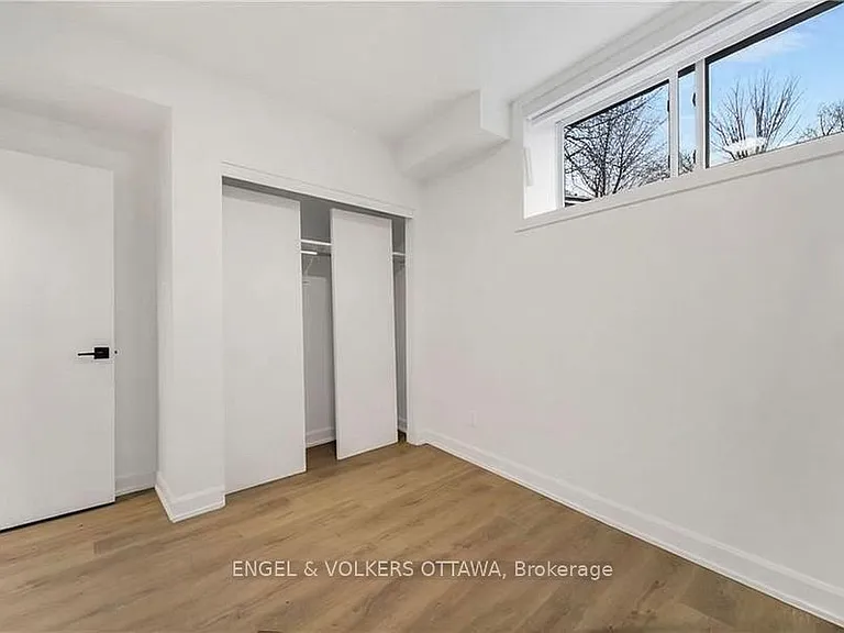 6 B Monk St #1 — Photo 10