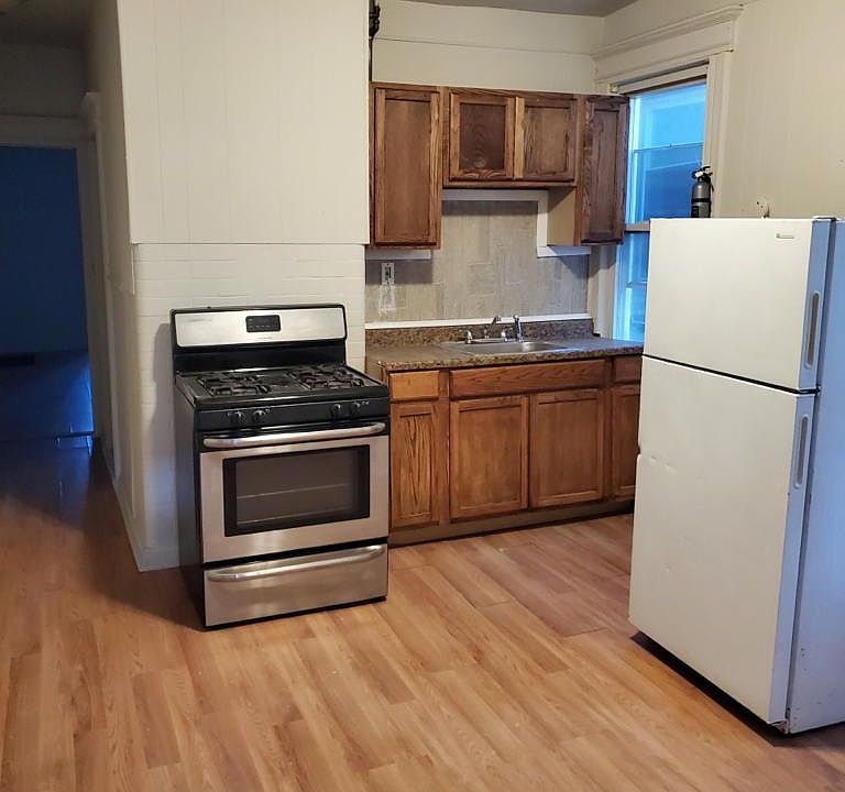 1st image of 69 S 7th St Floor 2