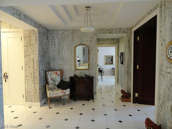 5th image of 5150 Three Village Dr APT Lle