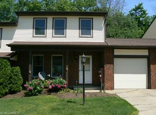 7041 Woodthrush Dr, Painesville, OH 44077