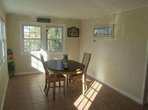 5th image of 62 Hilltop Ave