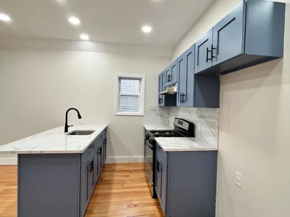 667 Summit Ave #3, Jersey City, NJ 07306