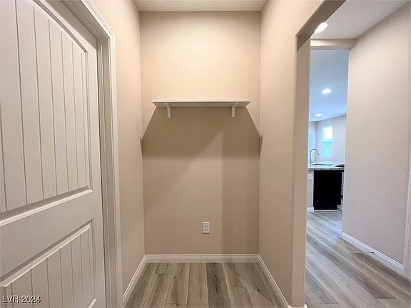 3rd image of 1811 Pebble Cove Ave