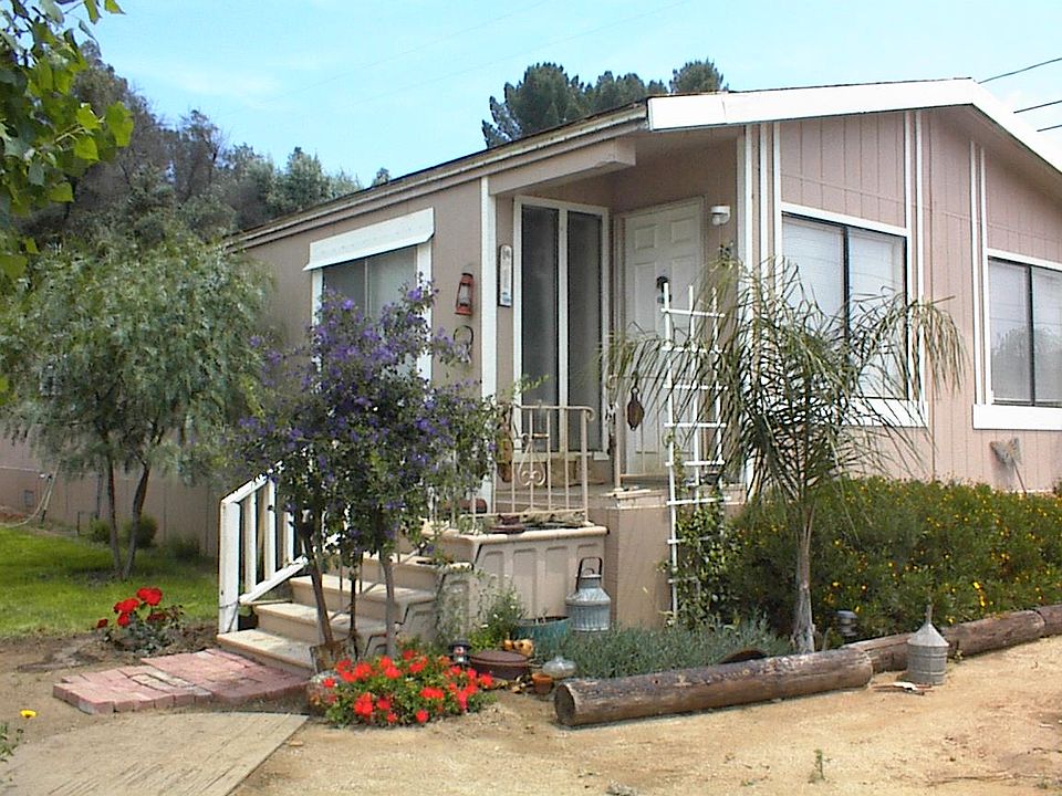 1st image of 26301 Amanda Ave