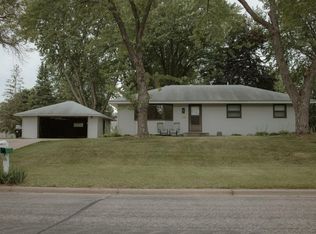 11525 Wisconsin Ave N, Champlin, MN 55316