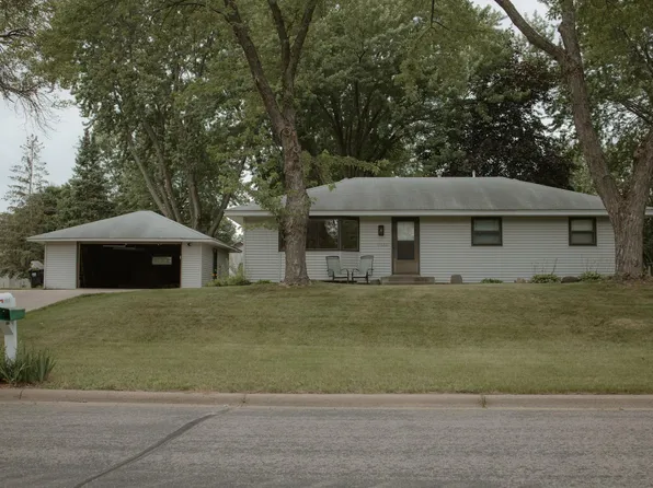 11525 Wisconsin Ave N, Champlin, MN 55316