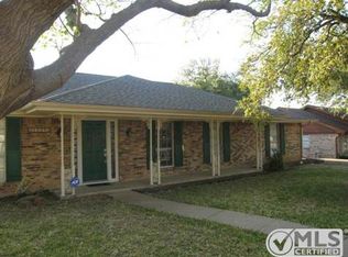 2004 Alamo Dr, Arlington, TX 76012