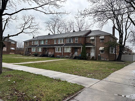 2nd image of 505 E 109th St