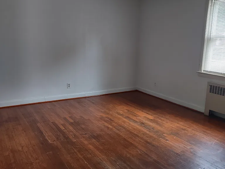 112 Beechwood Ave #1 — Photo 3