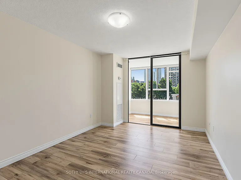 45 Carlton St #403 — Photo 16